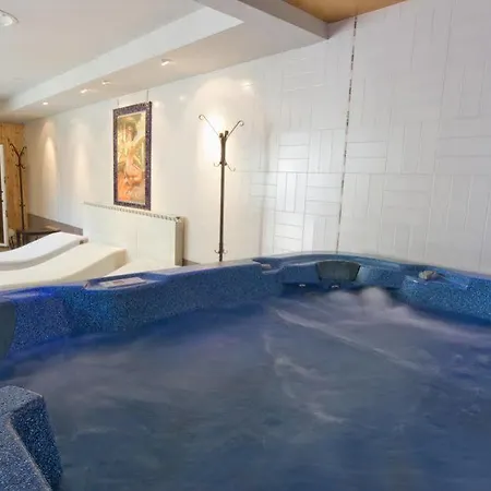 Hotel Edelweiss 3*